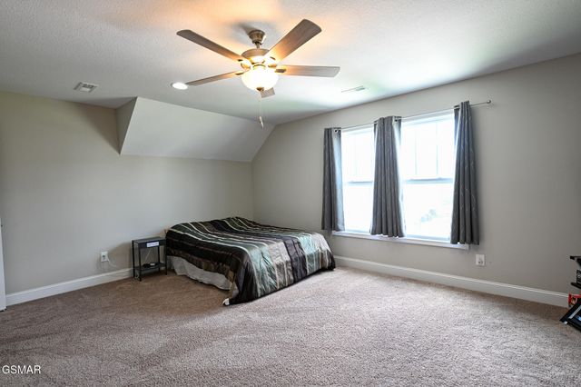 2118 Tributary Drive, Sevierville, TN 37876