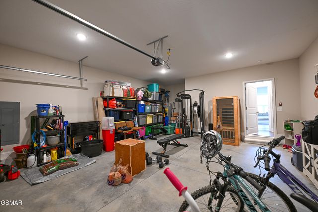 2118 Tributary Drive, Sevierville, TN 37876