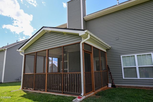 2118 Tributary Drive, Sevierville, TN 37876