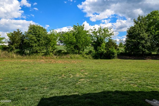 2118 Tributary Drive, Sevierville, TN 37876