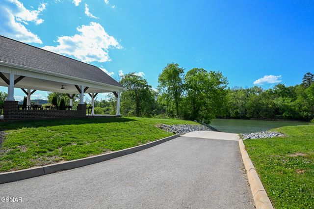 2118 Tributary Drive, Sevierville, TN 37876
