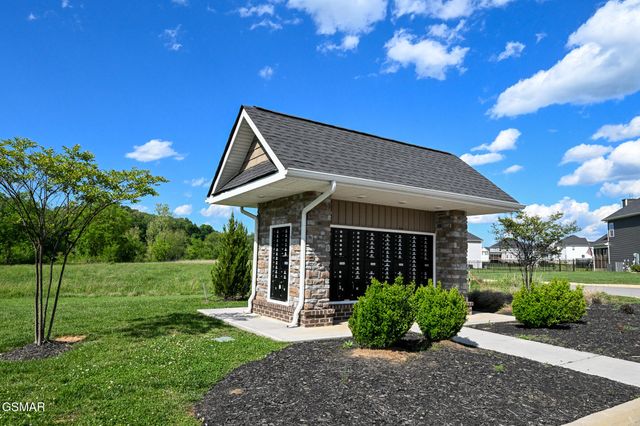 2118 Tributary Drive, Sevierville, TN 37876