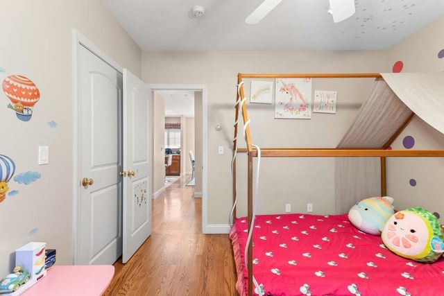 296 College Farm Rd, Waltham, MA 02451