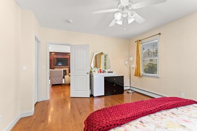 296 College Farm Rd, Waltham, MA 02451