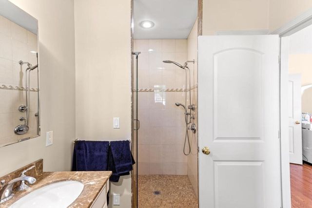 296 College Farm Rd, Waltham, MA 02451