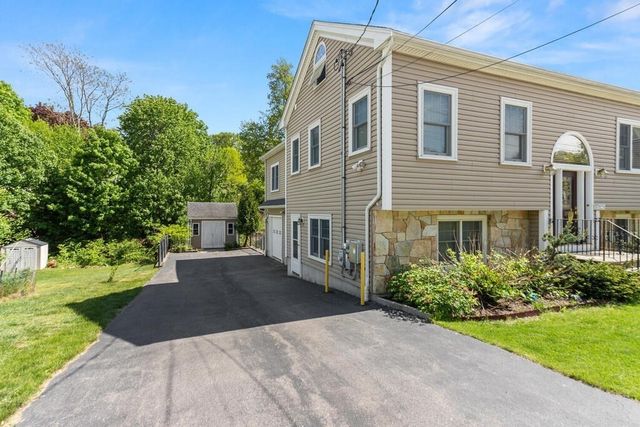 296 College Farm Rd, Waltham, MA 02451