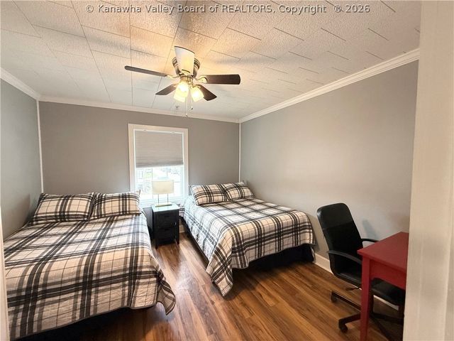 690 Hopkins Avenue, Danville, WV 25130