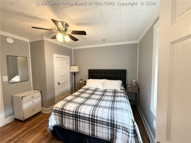 690 Hopkins Avenue, Danville, WV 25130