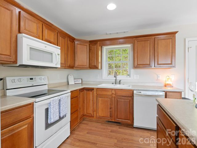 67 Burney Mountain Road, Fletcher, NC 28732