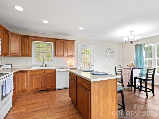 67 Burney Mountain Road, Fletcher, NC 28732