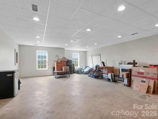 67 Burney Mountain Road, Fletcher, NC 28732
