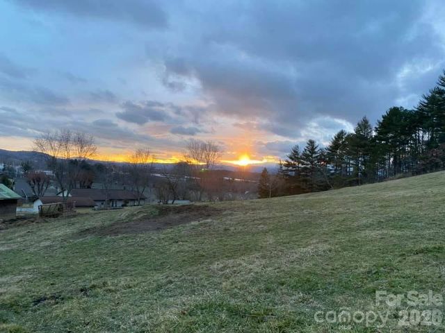 67 Burney Mountain Road, Fletcher, NC 28732