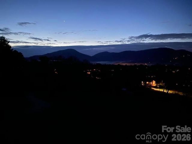 67 Burney Mountain Road, Fletcher, NC 28732