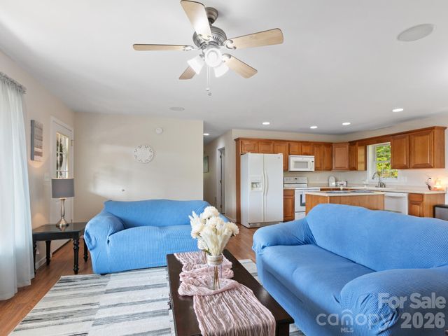 67 Burney Mountain Road, Fletcher, NC 28732