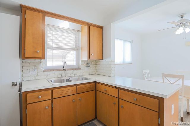 28646 Aline Drive, Warren, MI 48093