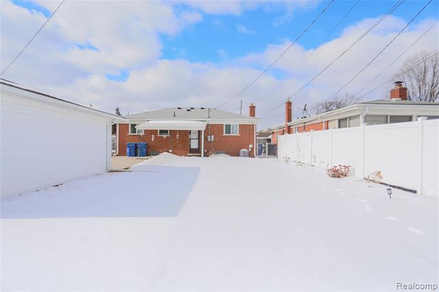 28646 Aline Drive, Warren, MI 48093