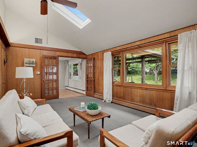 35 Eureka Avenue, Stratford, CT 06614