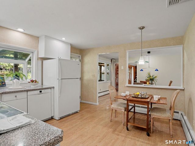 35 Eureka Avenue, Stratford, CT 06614