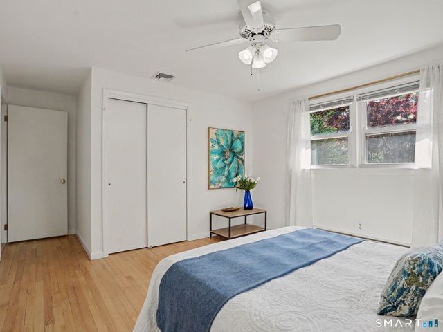 35 Eureka Avenue, Stratford, CT 06614