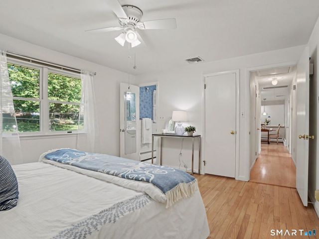 35 Eureka Avenue, Stratford, CT 06614
