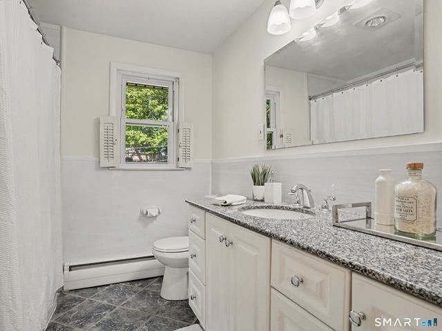 35 Eureka Avenue, Stratford, CT 06614