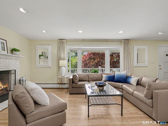 35 Eureka Avenue, Stratford, CT 06614