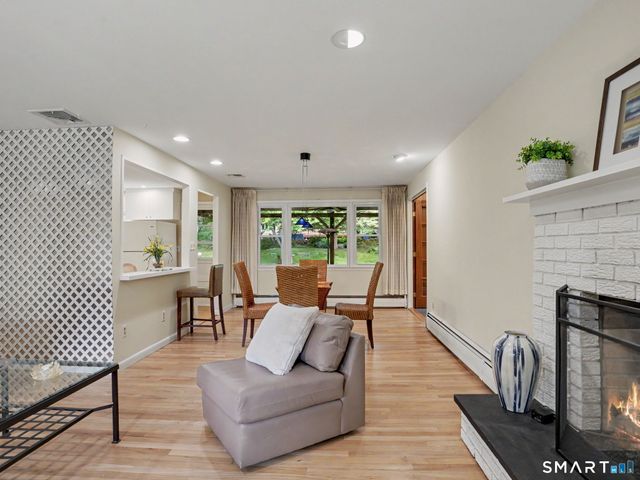 35 Eureka Avenue, Stratford, CT 06614