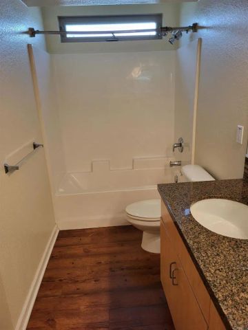 687 South Coast Highway 101 222, Encinitas, CA 92024