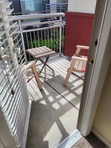 687 South Coast Highway 101 222, Encinitas, CA 92024