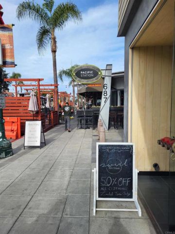 687 South Coast Highway 101 222, Encinitas, CA 92024