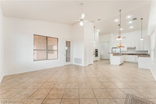 931 Temple View Drive, Las Vegas, NV 89110
