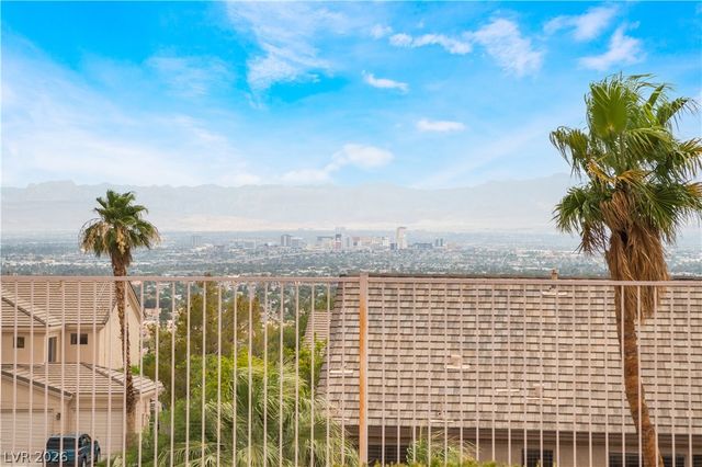 931 Temple View Drive, Las Vegas, NV 89110