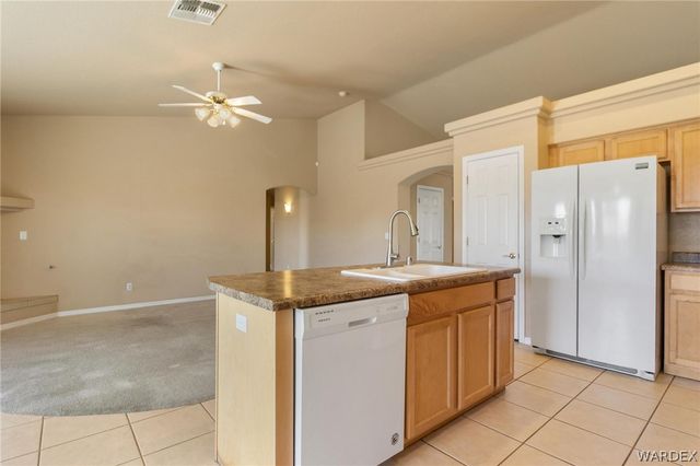 2064 John Wayne Drive, Kingman, AZ 86409