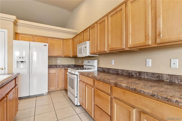 2064 John Wayne Drive, Kingman, AZ 86409