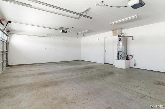 2064 John Wayne Drive, Kingman, AZ 86409