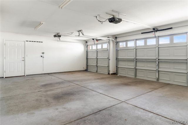 2064 John Wayne Drive, Kingman, AZ 86409