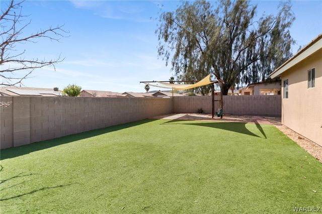 2064 John Wayne Drive, Kingman, AZ 86409