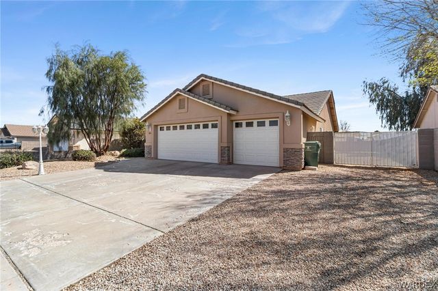 2064 John Wayne Drive, Kingman, AZ 86409