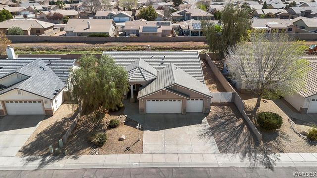 2064 John Wayne Drive, Kingman, AZ 86409