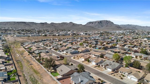 2064 John Wayne Drive, Kingman, AZ 86409