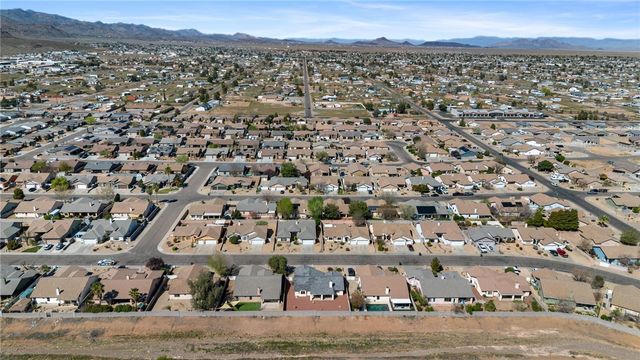 2064 John Wayne Drive, Kingman, AZ 86409