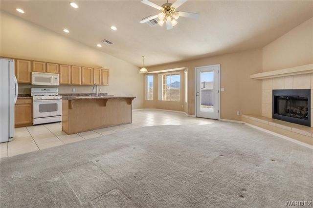 2064 John Wayne Drive, Kingman, AZ 86409