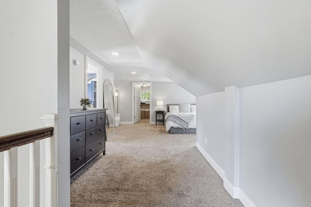 4132 32nd Avenue S, Minneapolis, MN 55406
