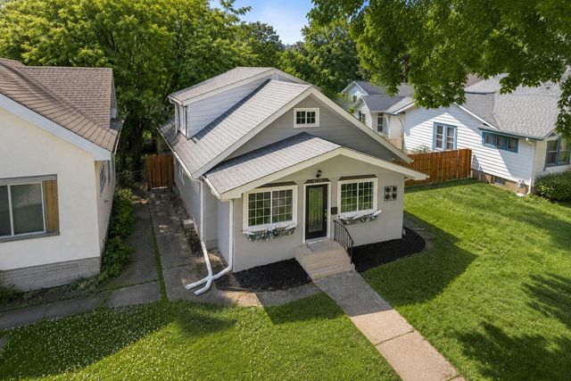 4132 32nd Avenue S, Minneapolis, MN 55406