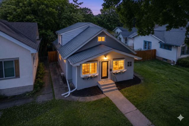 4132 32nd Avenue S, Minneapolis, MN 55406