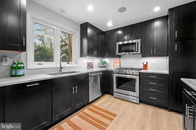 8801 CLIFFORD AVE, Chevy Chase, MD 20815