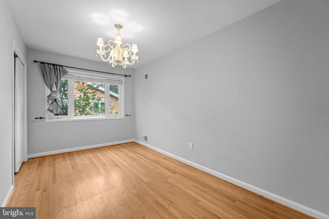 8801 CLIFFORD AVE, Chevy Chase, MD 20815