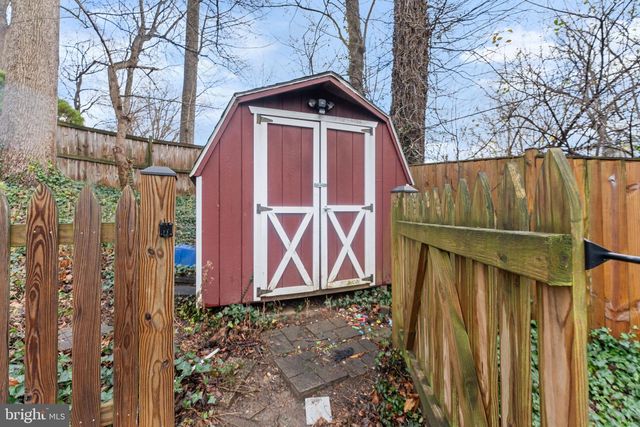 8801 CLIFFORD AVE, Chevy Chase, MD 20815