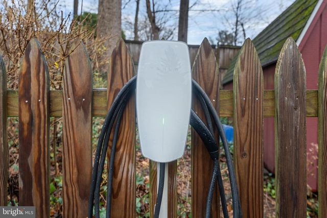 8801 CLIFFORD AVE, Chevy Chase, MD 20815