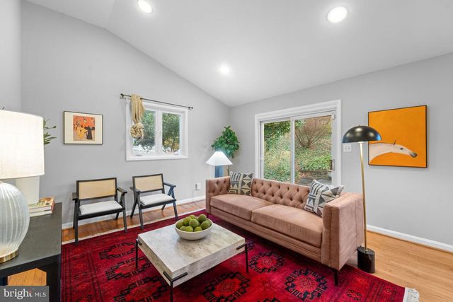 8801 CLIFFORD AVE, Chevy Chase, MD 20815